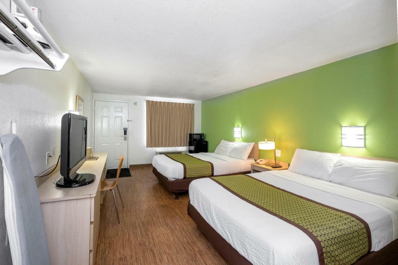 American Inn Карлайл Экстерьер фото